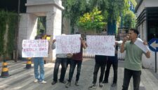 Saat Demo Berlangsung. (Photo: Ist)