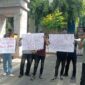 Saat Demo Berlangsung. (Photo: Ist)