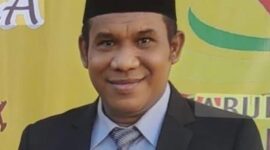 Munir Banapon S.E / Mantan Direktur PDAM Sula. (Photo: Ist)