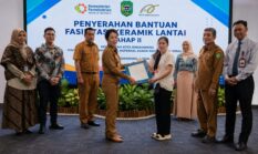 40 UMKM Terima Bantuan Keramik Lantai, 15 IKM Singkawang Kantongi Sertifikat HKI Merek