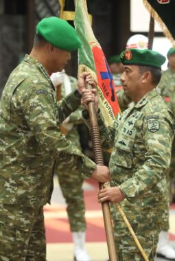Mayjen TNI Dr. Nefra Firdaus Resmi Jabat Pangdam XXVIII/ Moloku Kie Raha, Tonggak Sejarah Baru TNI AD di Maluku Utara