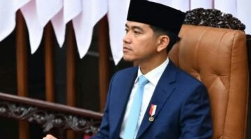 MK Tak Temukan Bukti Ijazah Setara SMA Gibran, Gugatan PHPU Tak Dapat Diterima